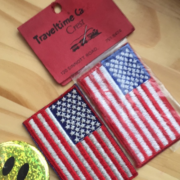 Button Pins - Picture 2 of 4